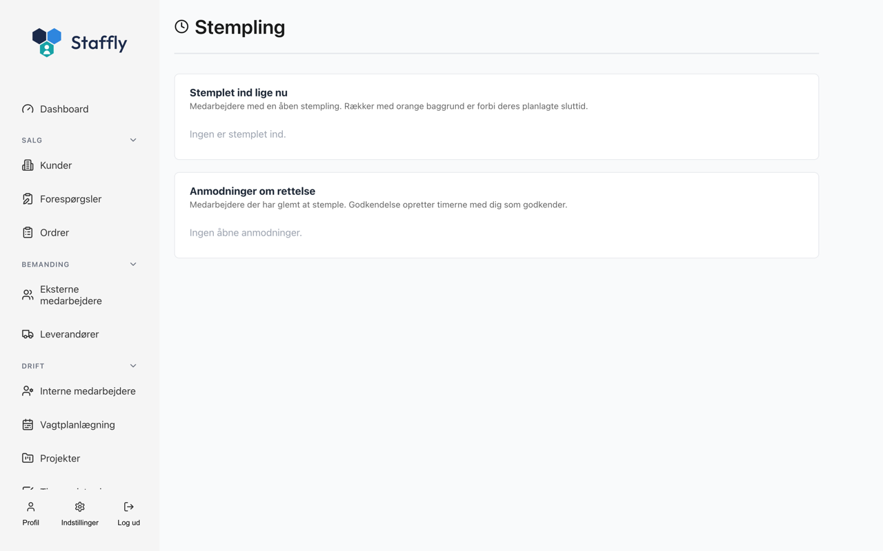Stemplingssiden i Staffly med listerne "Stemplet ind lige nu" og "Anmodninger om rettelse"